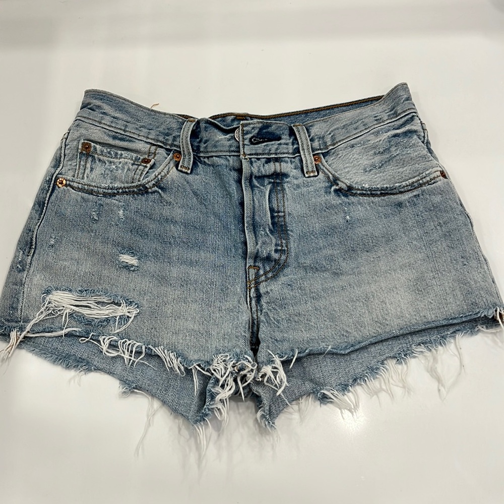 501 Levi’s shorts